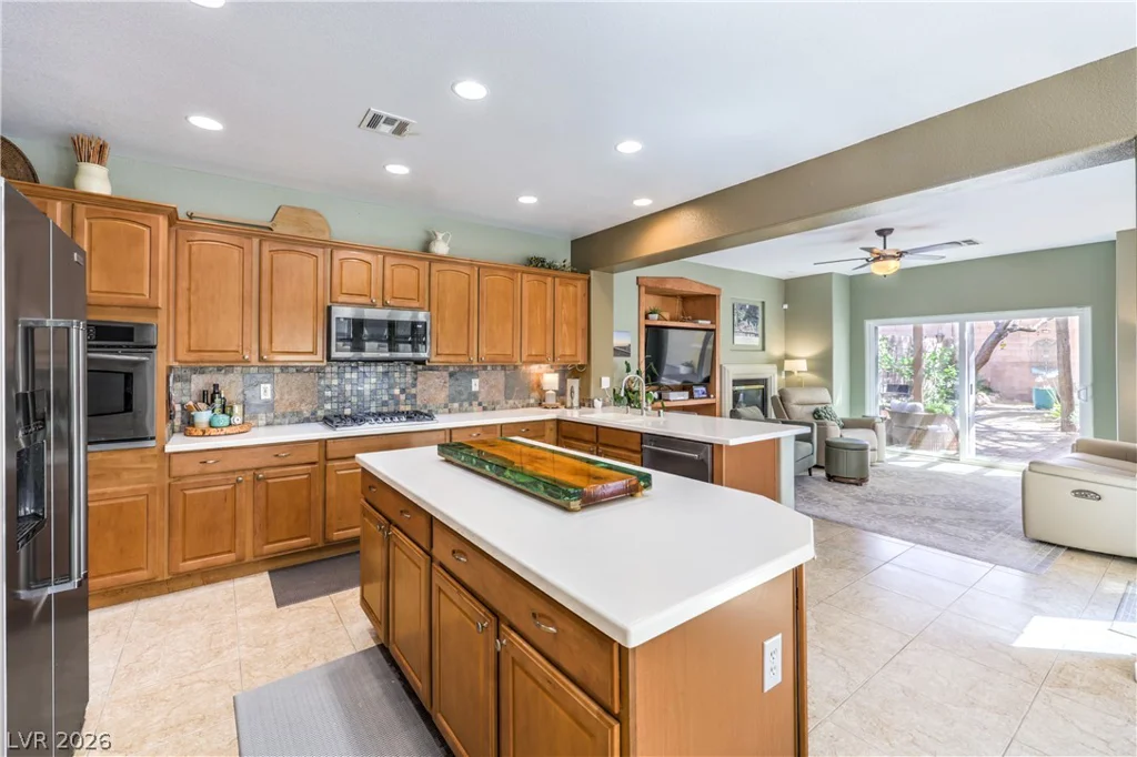 8908 Martin Downs, Las Vegas, NV 89131