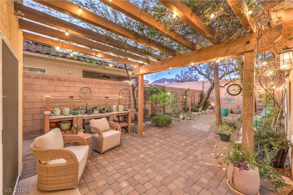 8908 Martin Downs, Las Vegas, NV 89131