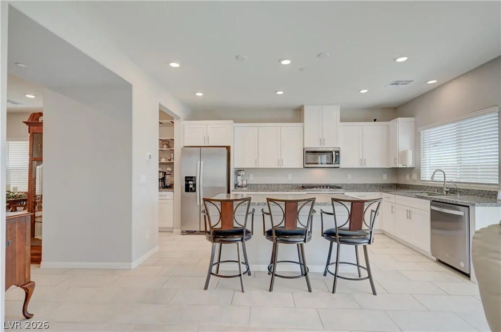 409 Winter Dove, Henderson, NV 89011