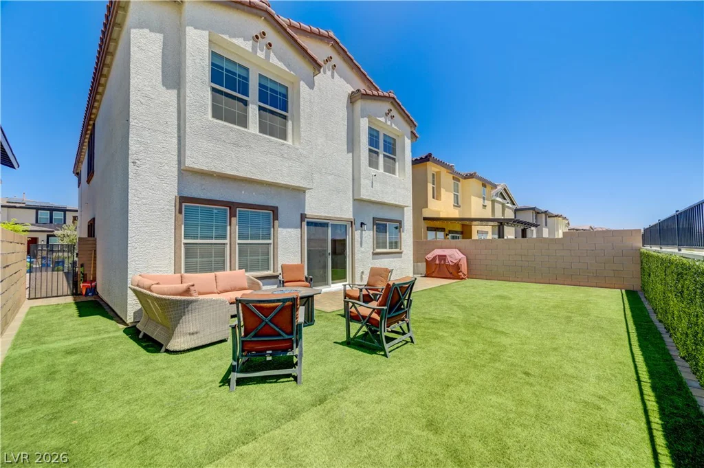 409 Winter Dove, Henderson, NV 89011