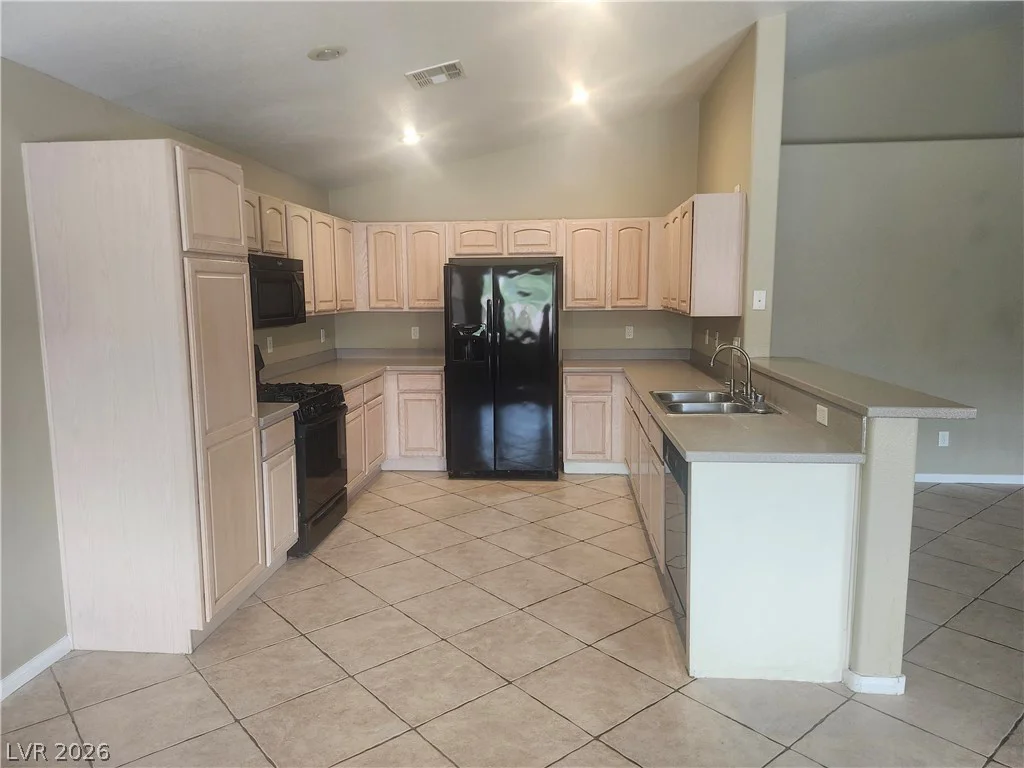 5599 River Highlands, Las Vegas, NV 89122