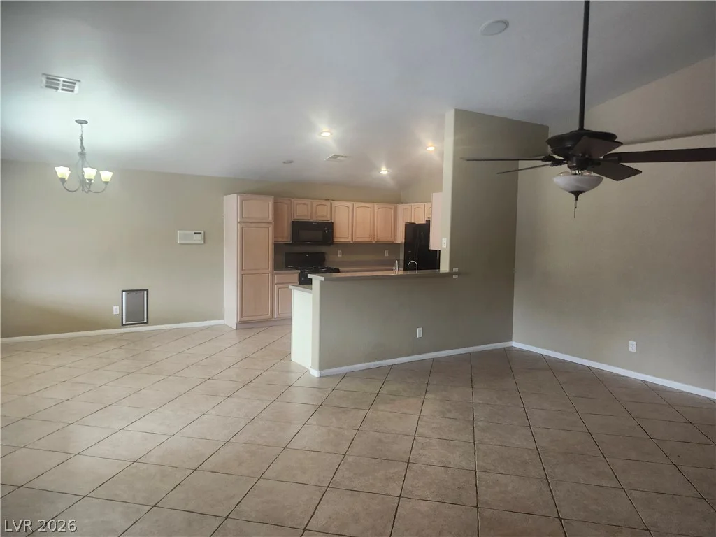 5599 River Highlands, Las Vegas, NV 89122