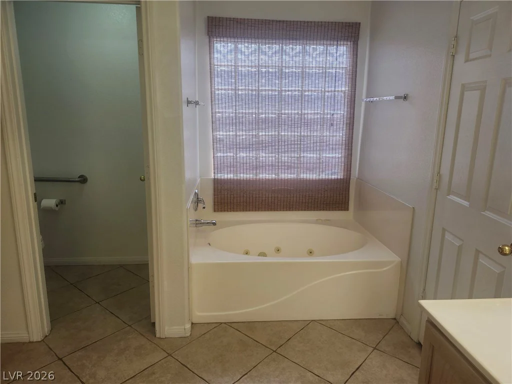 5599 River Highlands, Las Vegas, NV 89122