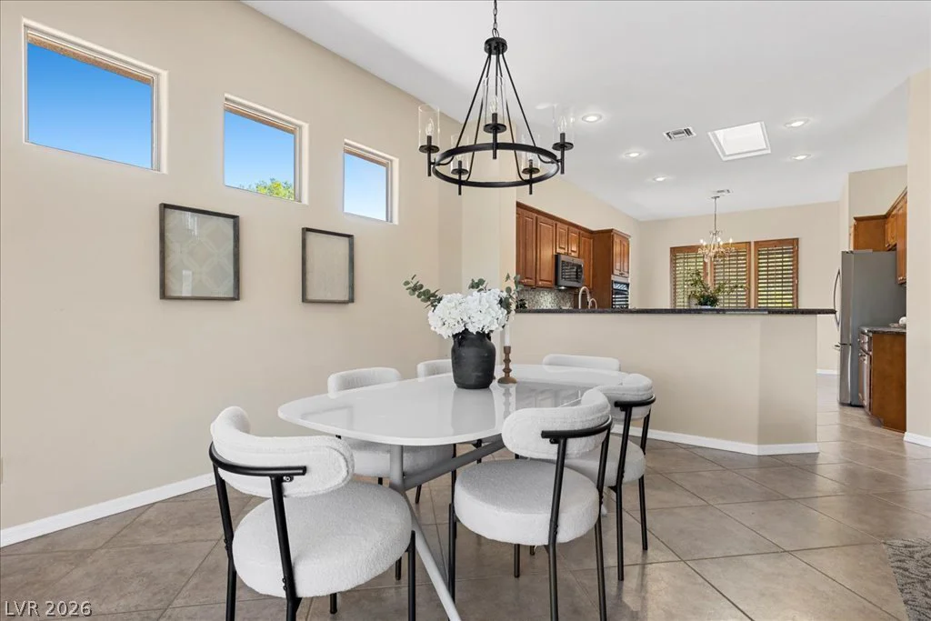 27 Moraine, Henderson, NV 89052