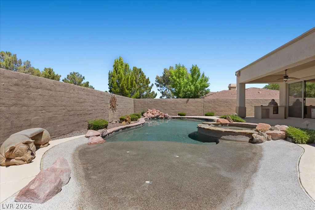 27 Moraine, Henderson, NV 89052