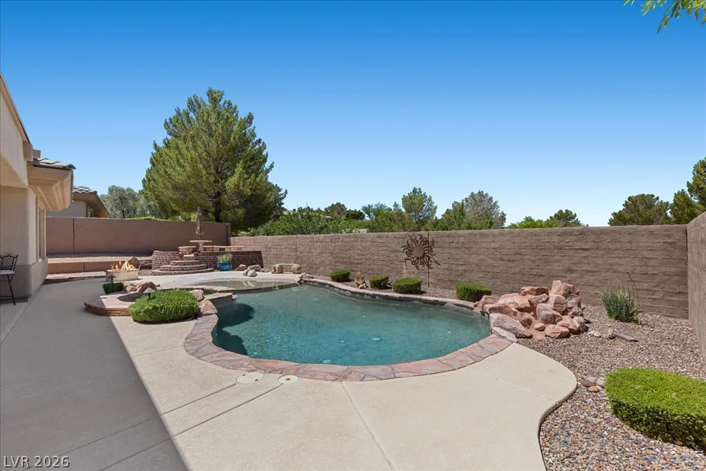 27 Moraine, Henderson, NV 89052