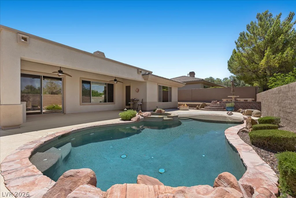 27 Moraine, Henderson, NV 89052