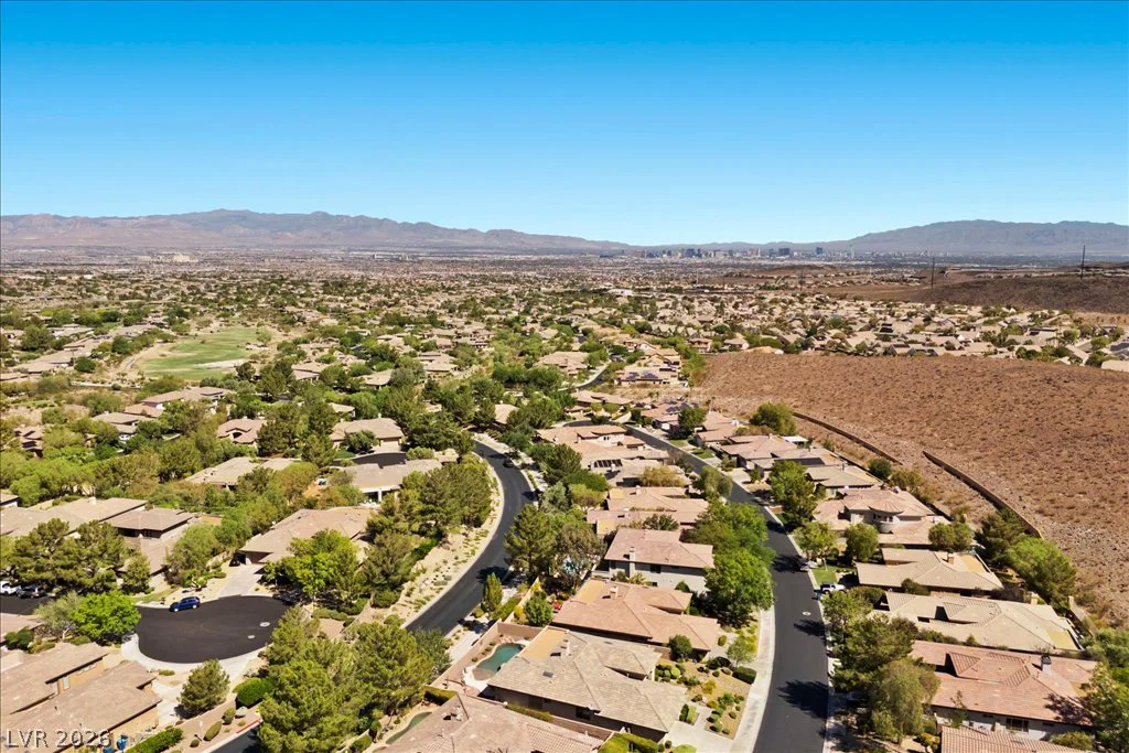 27 Moraine, Henderson, NV 89052