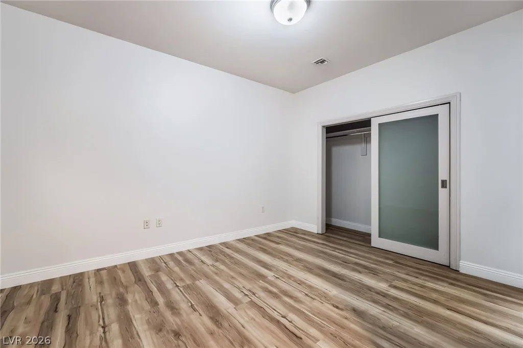 4575 Dean Martin, Las Vegas, NV 89103
