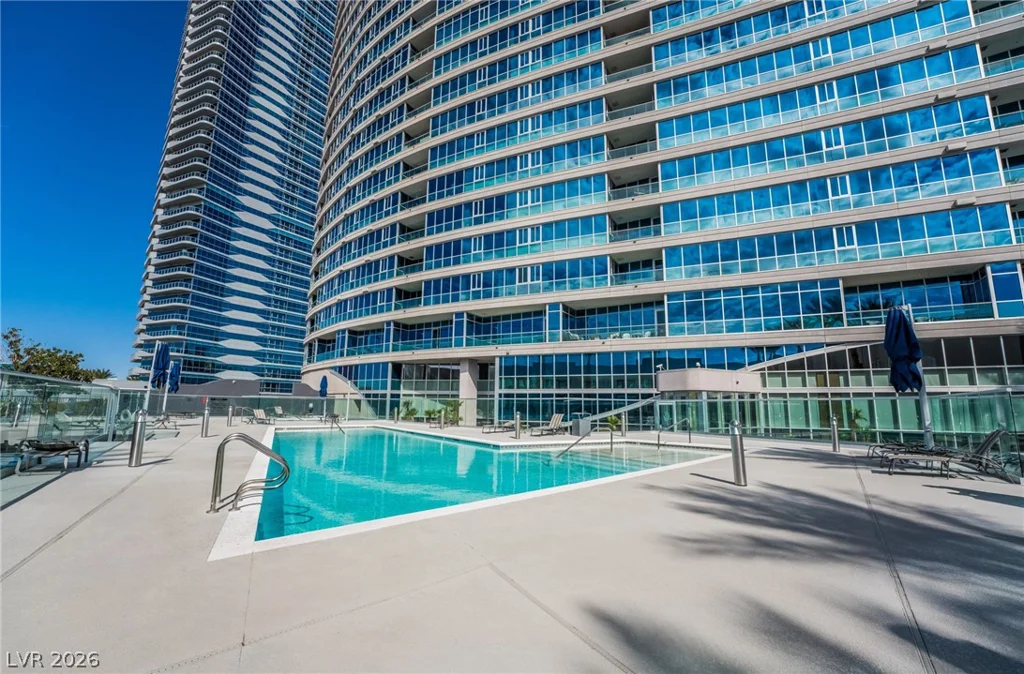 4575 Dean Martin, Las Vegas, NV 89103