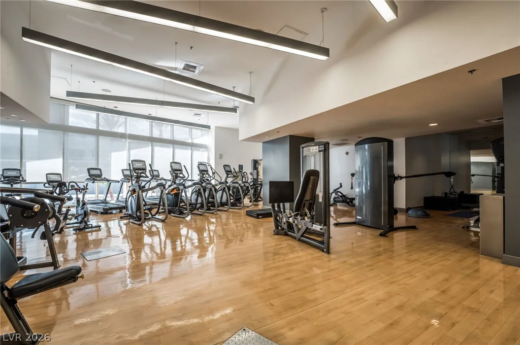 4575 Dean Martin, Las Vegas, NV 89103