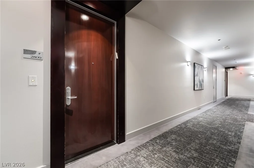 4575 Dean Martin, Las Vegas, NV 89103