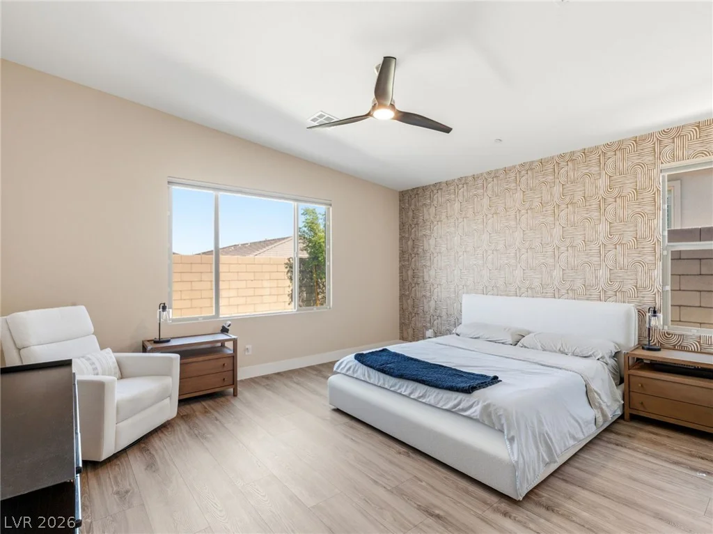 10054 Egan Valley, Las Vegas, NV 89166