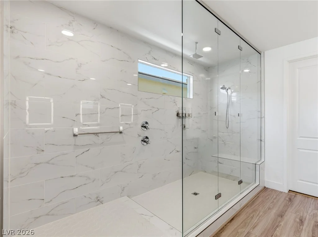 10054 Egan Valley, Las Vegas, NV 89166