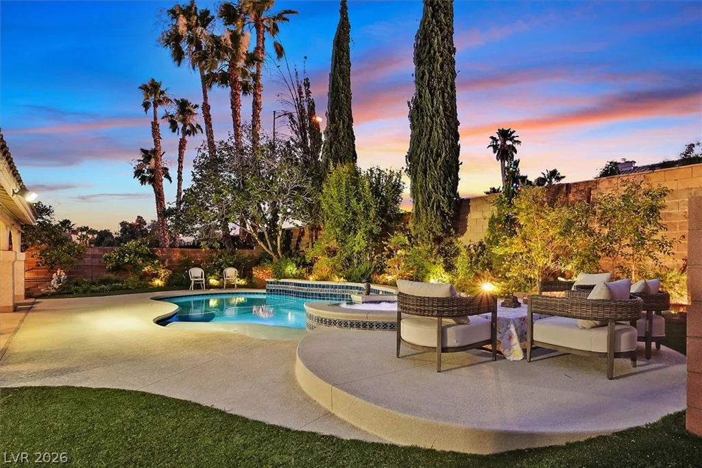 3739 Broadmead, Las Vegas, NV 89147