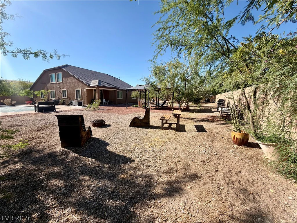 4895 Al Carrison, Las Vegas, NV 89149