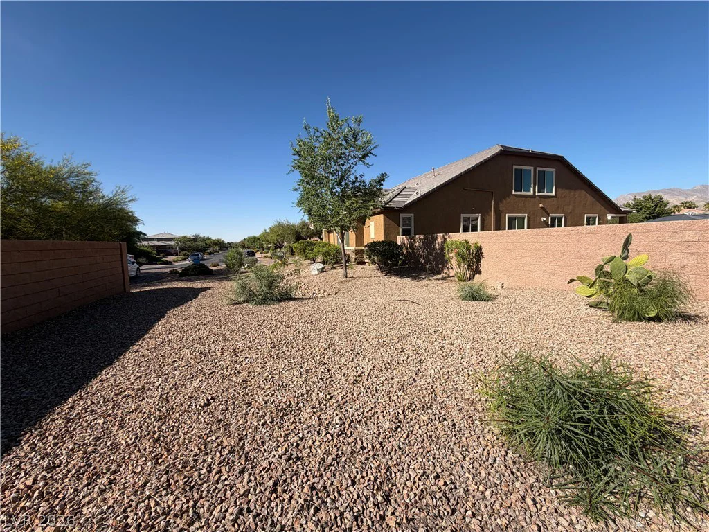 4895 Al Carrison, Las Vegas, NV 89149