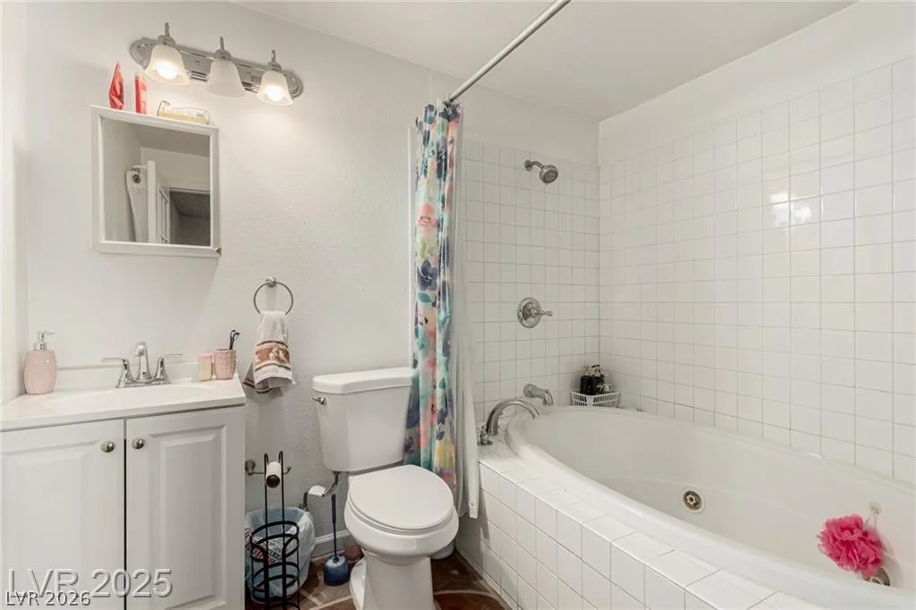 1924 1924 S 6th ST, Las Vegas, NV 89104