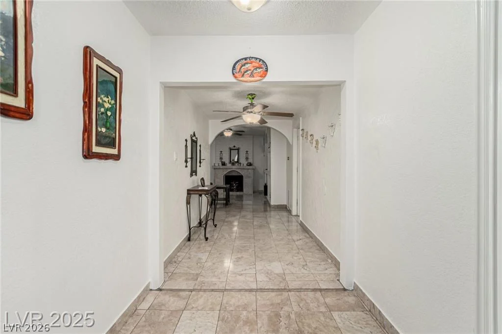 1924 1924 S 6th ST, Las Vegas, NV 89104