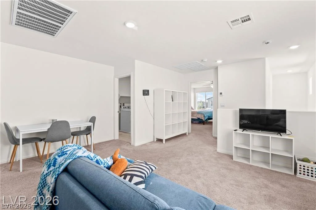 1880 Vass Springs, North Las Vegas, NV 89084