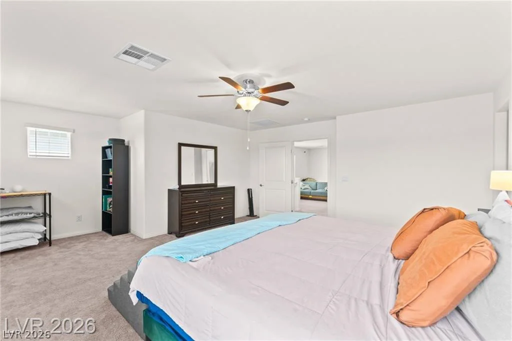 1880 Vass Springs, North Las Vegas, NV 89084