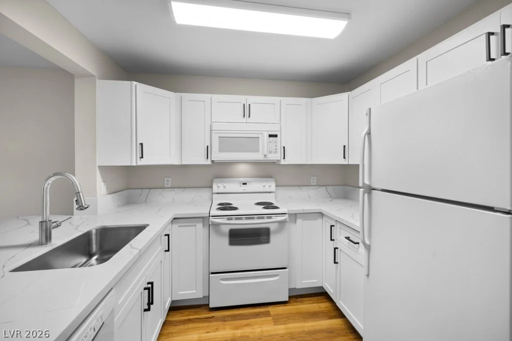 2130 Sealion, Las Vegas, NV 89128