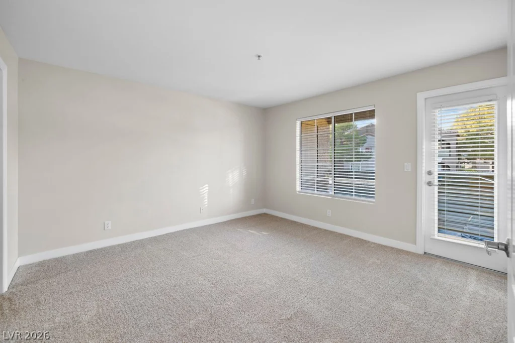 2130 Sealion, Las Vegas, NV 89128