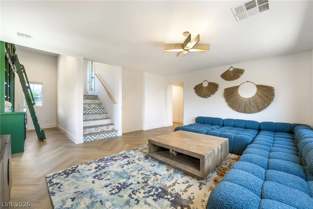 10619 Acacia Park, Las Vegas, NV 89135