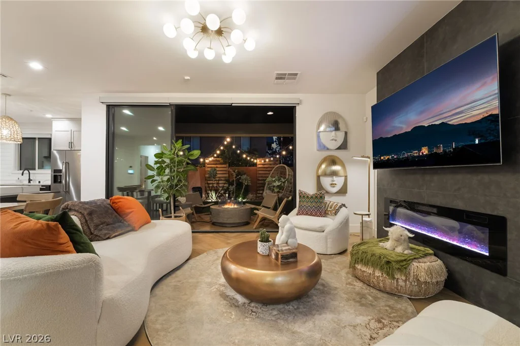 10619 Acacia Park, Las Vegas, NV 89135