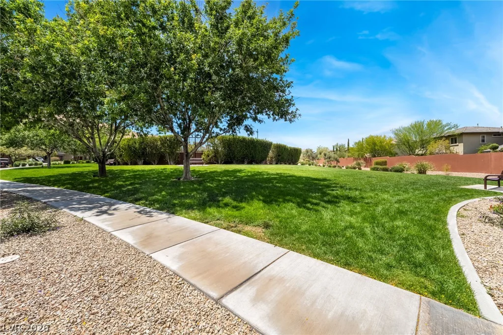10619 Acacia Park, Las Vegas, NV 89135
