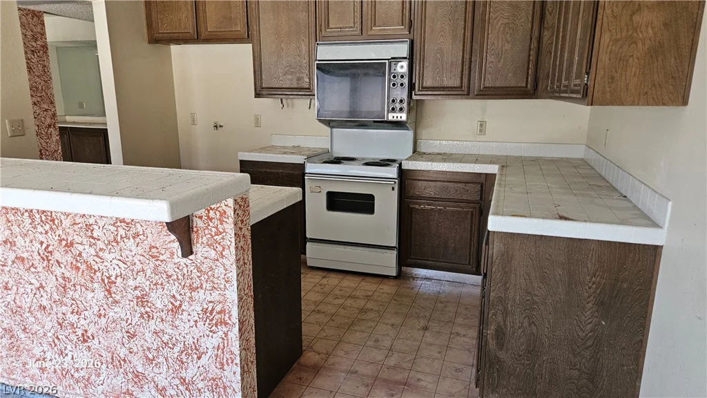 3333 China, Las Vegas, NV 89121