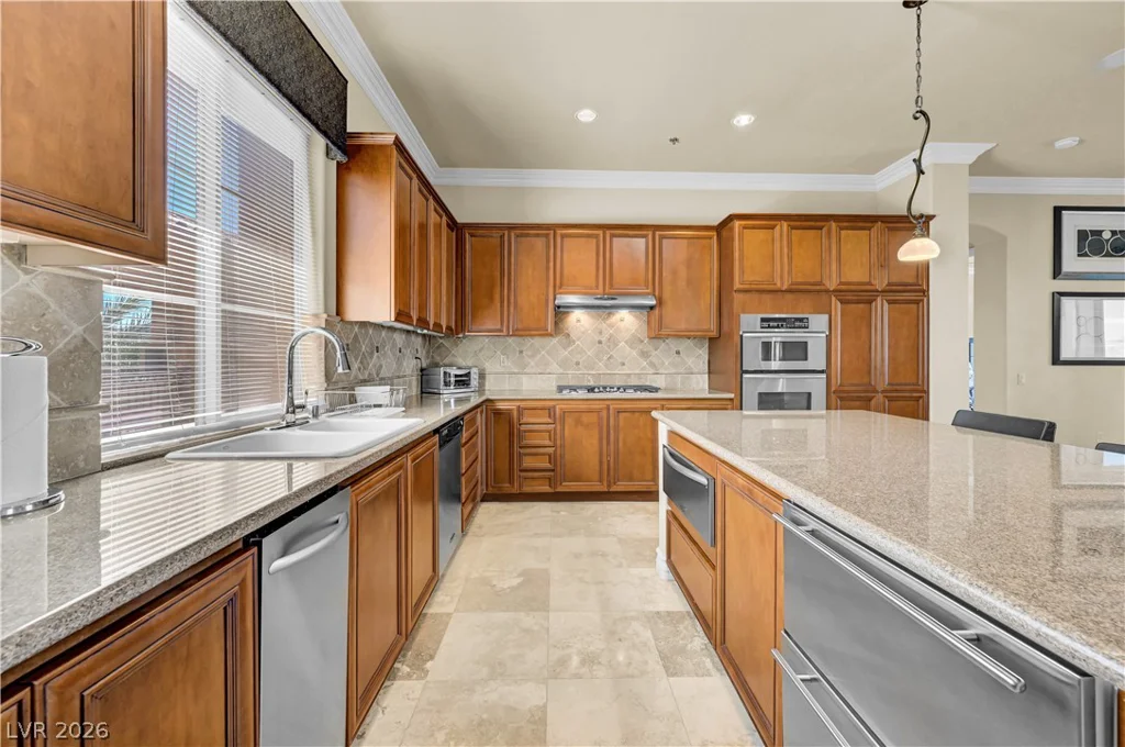 15 Via Mantova, Henderson, NV 89011