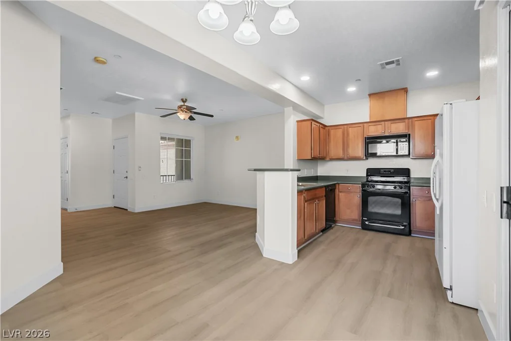 8324 Charleston, Las Vegas, NV 89117