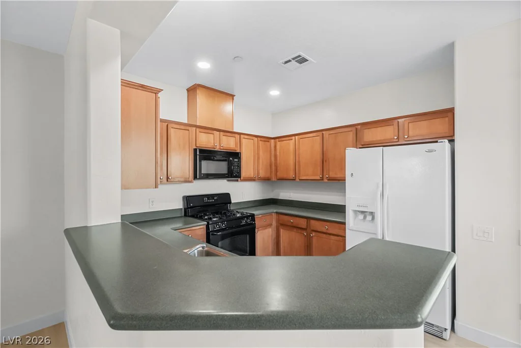 8324 Charleston, Las Vegas, NV 89117