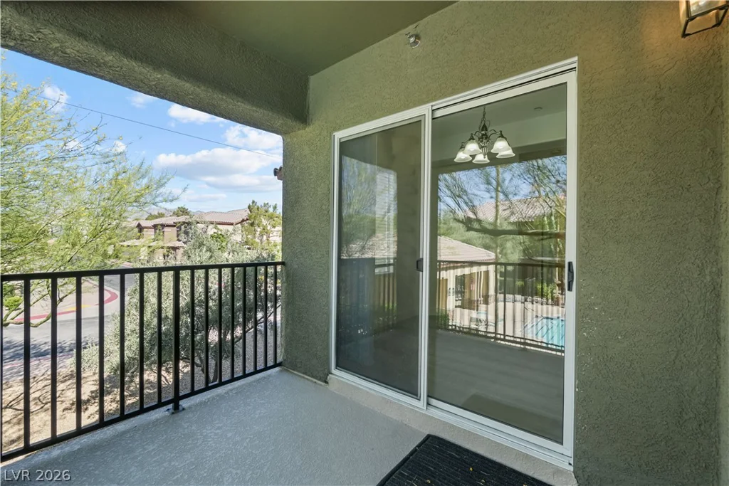 8324 Charleston, Las Vegas, NV 89117
