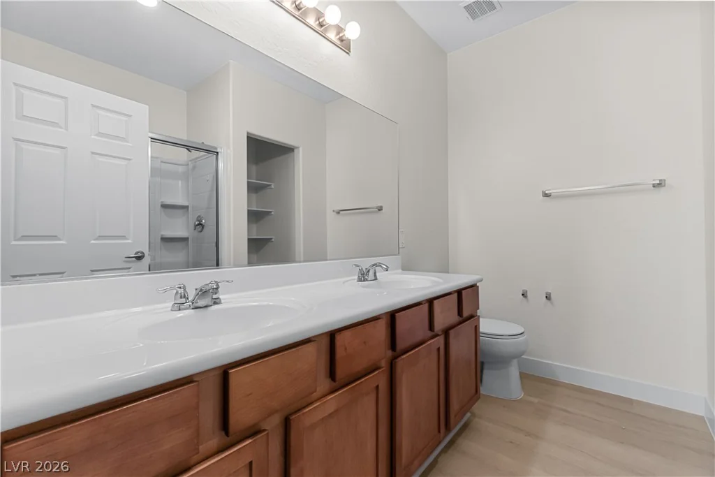 8324 Charleston, Las Vegas, NV 89117