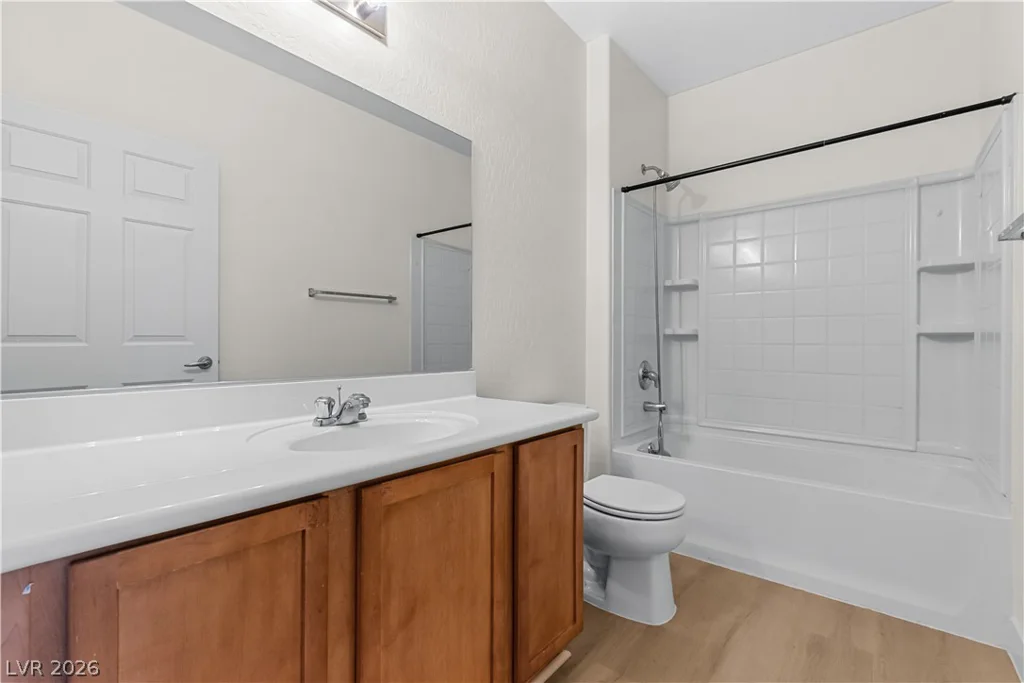 8324 Charleston, Las Vegas, NV 89117
