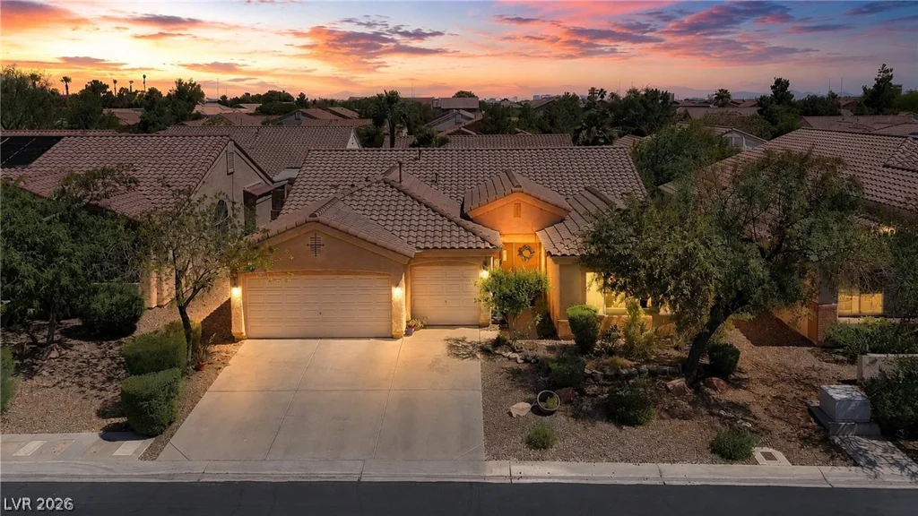 3940 Genoa, Las Vegas, NV 89141