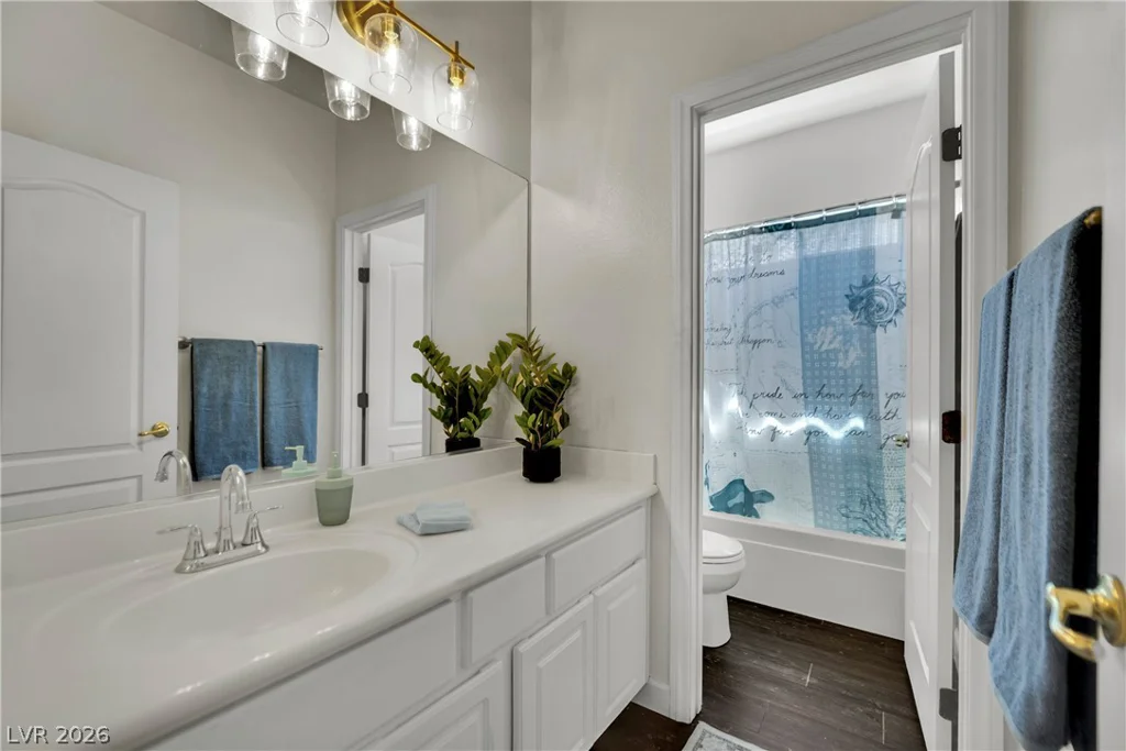 3940 Genoa, Las Vegas, NV 89141