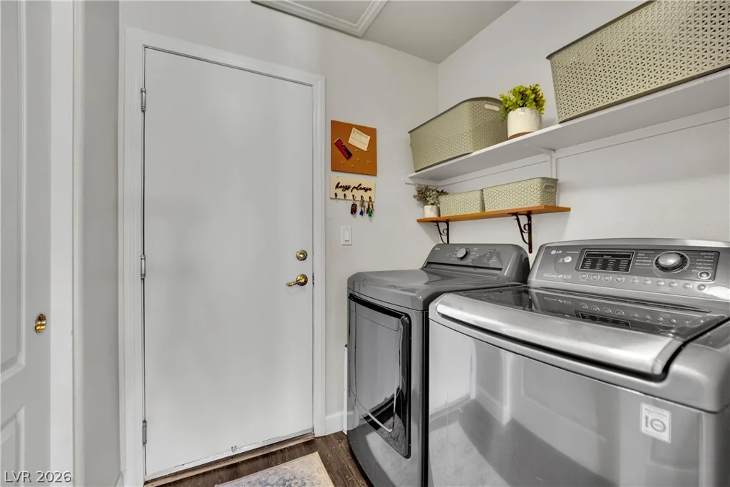 3940 Genoa, Las Vegas, NV 89141