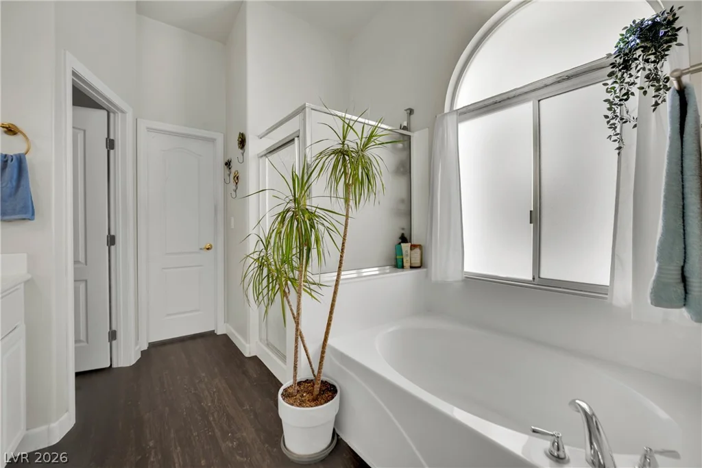 3940 Genoa, Las Vegas, NV 89141