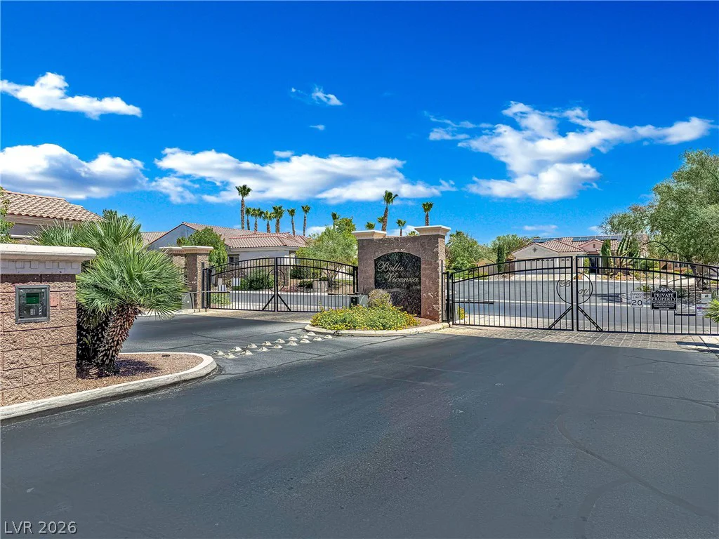 3940 Genoa, Las Vegas, NV 89141