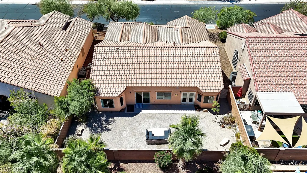 3940 Genoa, Las Vegas, NV 89141