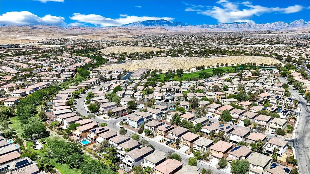 3940 Genoa, Las Vegas, NV 89141