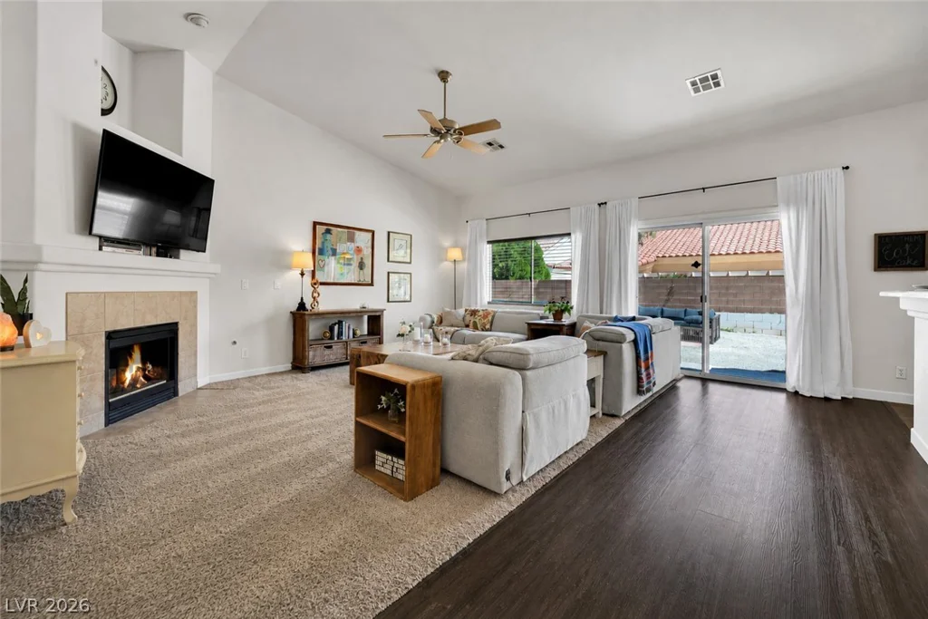 3940 Genoa, Las Vegas, NV 89141