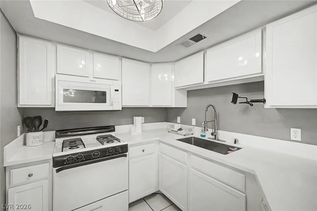 534 Sellers, Henderson, NV 89011