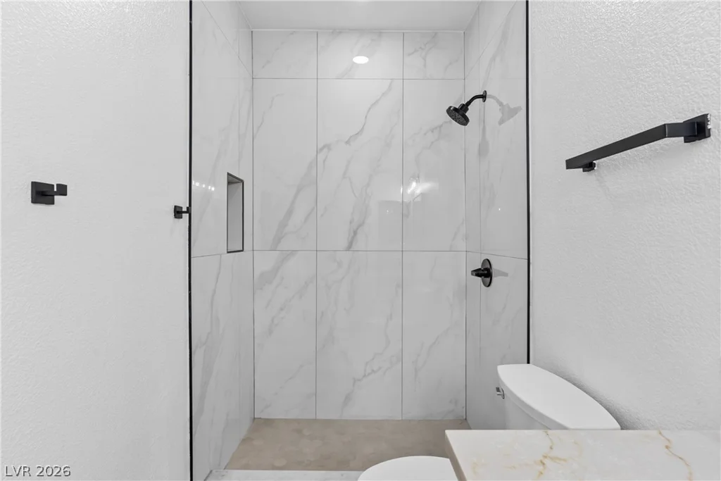 4400 Jones, Las Vegas, NV 89103