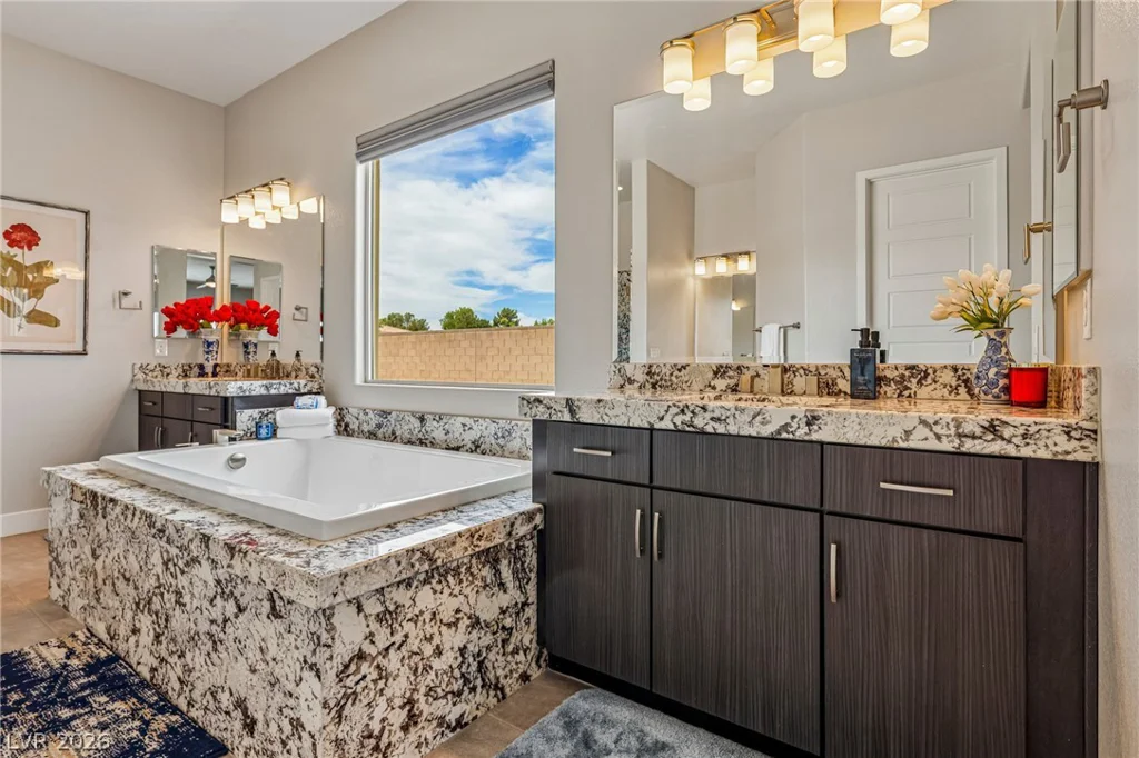 8785 Helena, Las Vegas, NV 89129