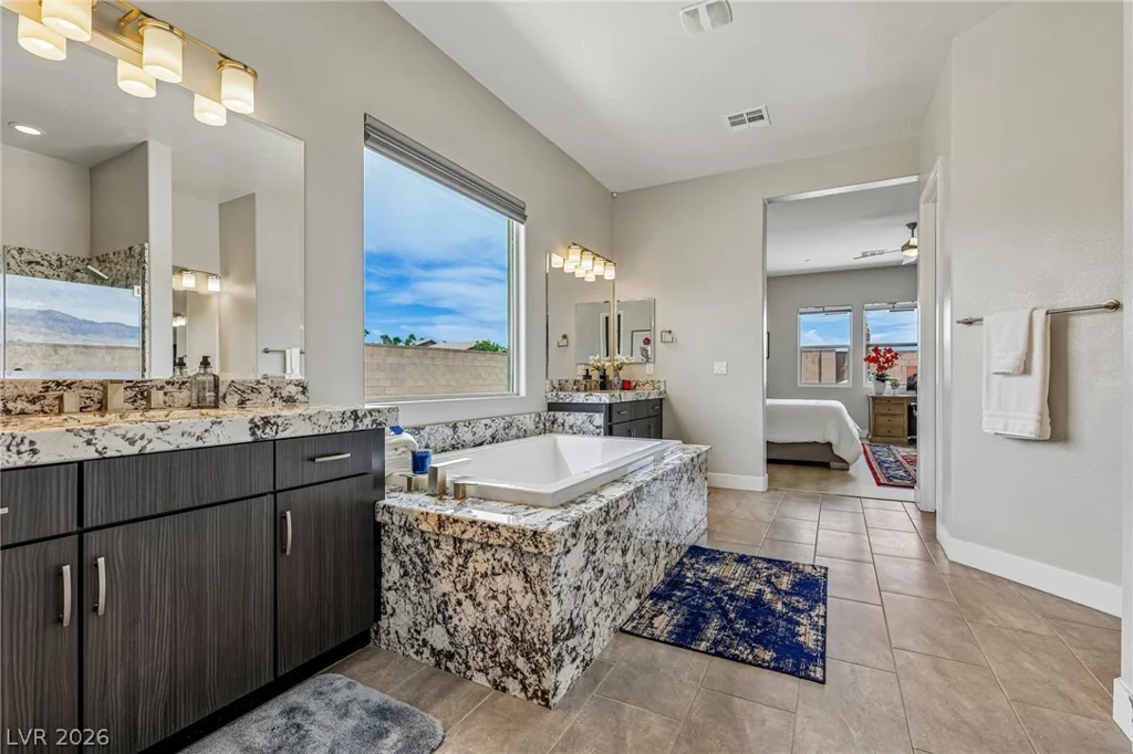 8785 Helena, Las Vegas, NV 89129