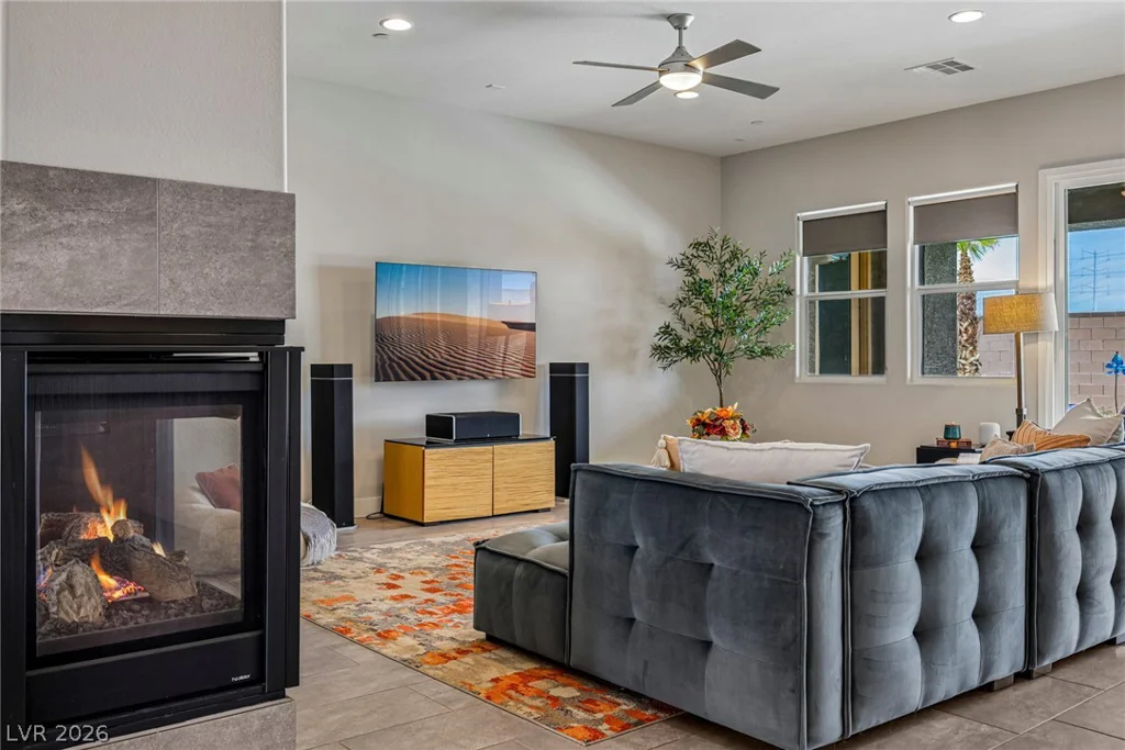 8785 Helena, Las Vegas, NV 89129